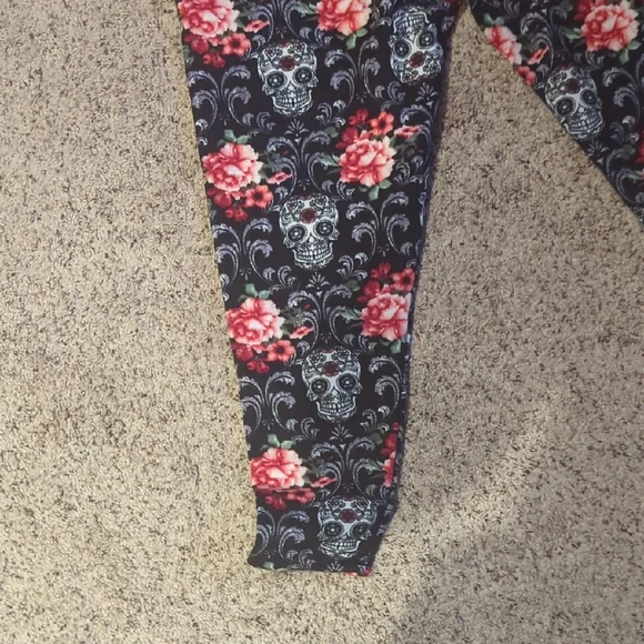 Terra & Sky Multicolor Floral Pants - Picture 11 of 15